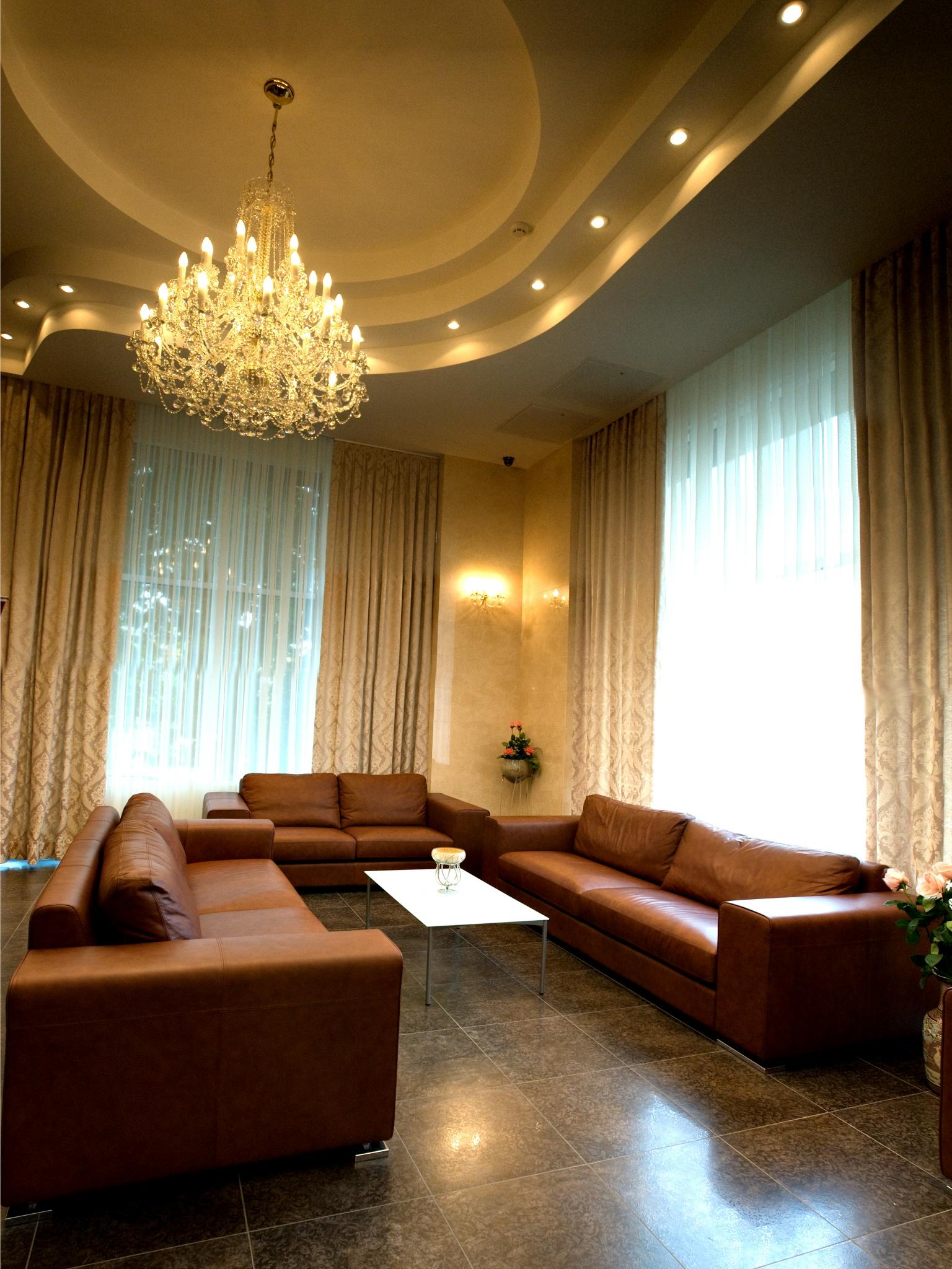 Manhattan Hotel & Restaurant Chisinau Exterior photo