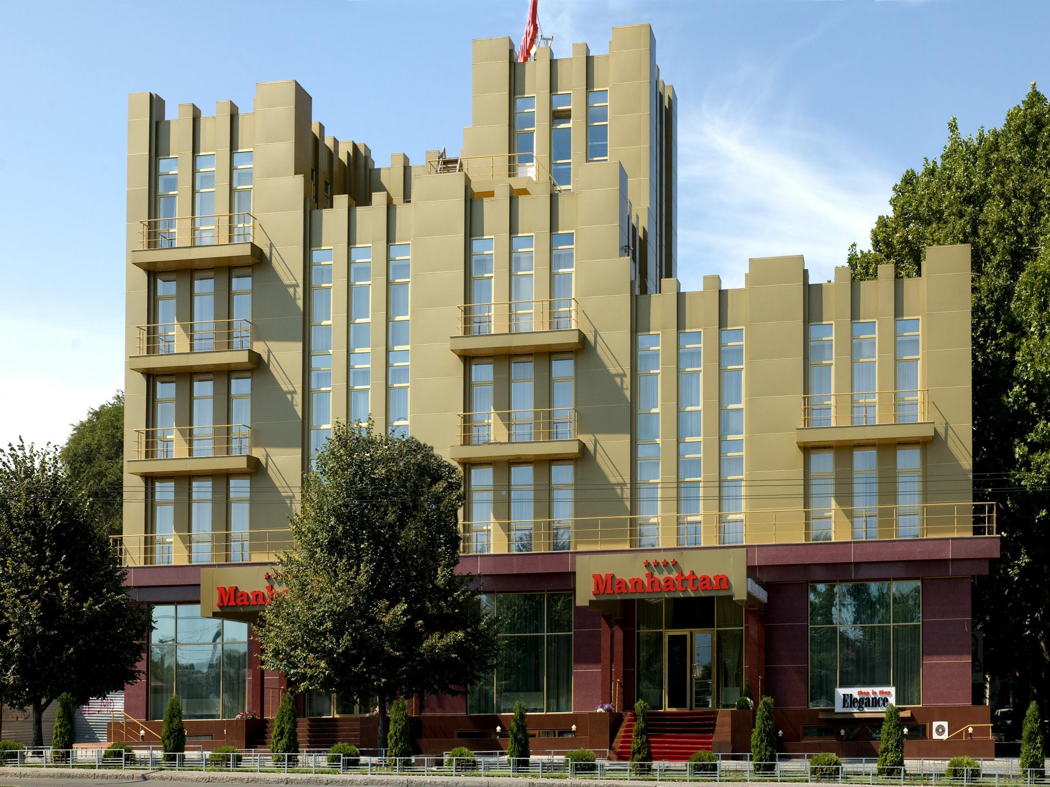 Manhattan Hotel & Restaurant Chisinau Exterior photo
